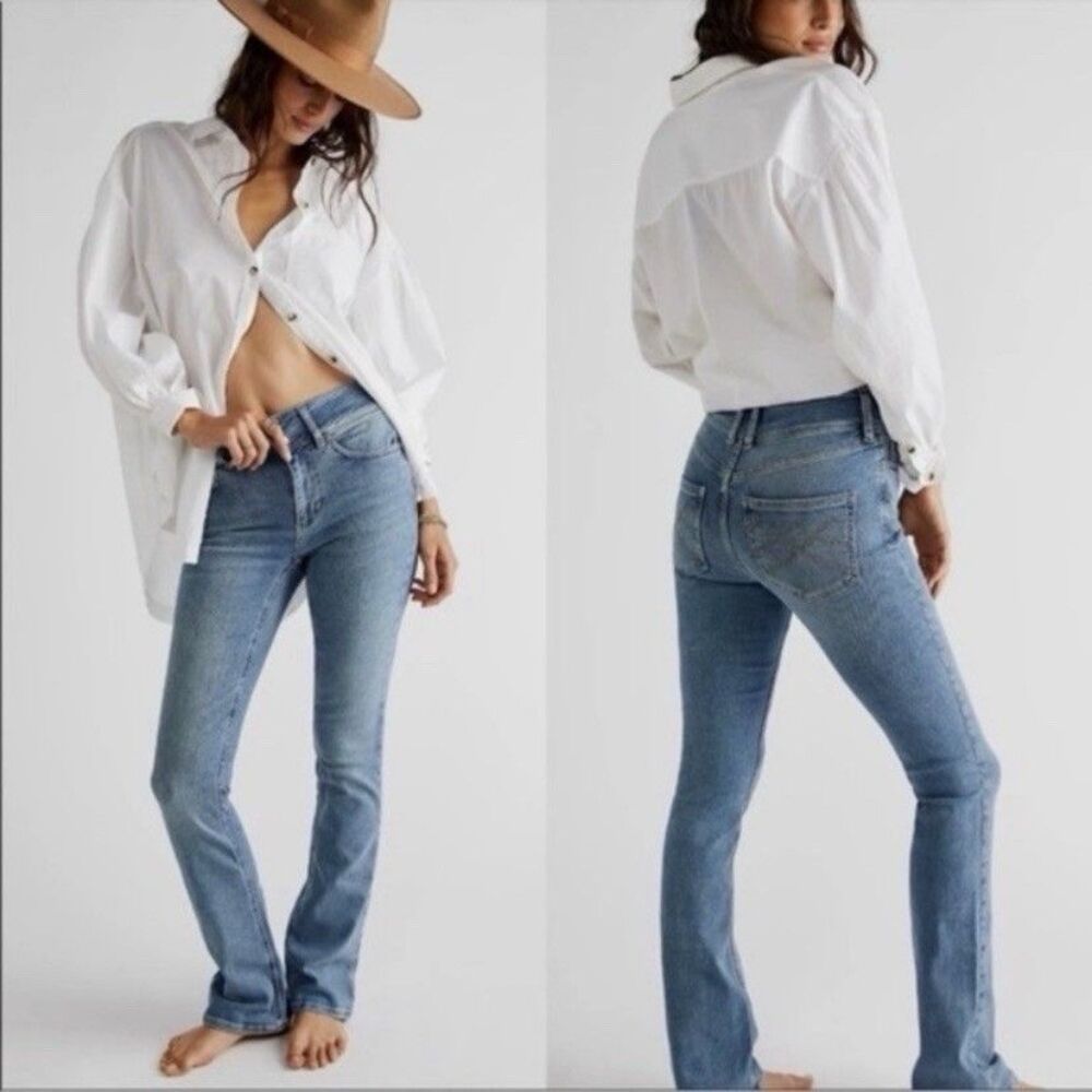 Free People We The Free Shayla Bootcut Jeans Light Wash Blue Size 29